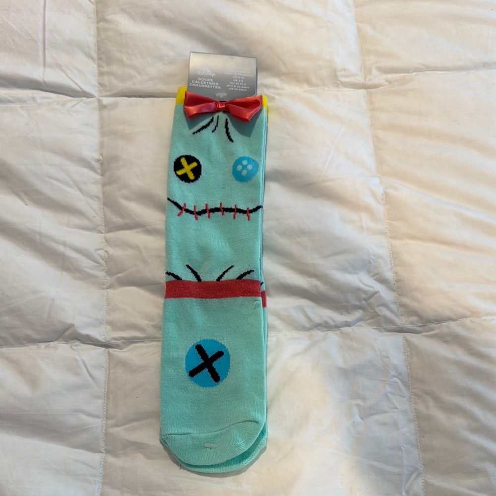 NWT Lilo and Stitch Scrump socks size 4-10